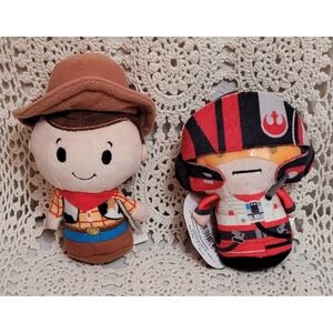 Hallmark, 4" Itty Bittys. Woody (Toy Story) Poe Dameron (Star Wars)